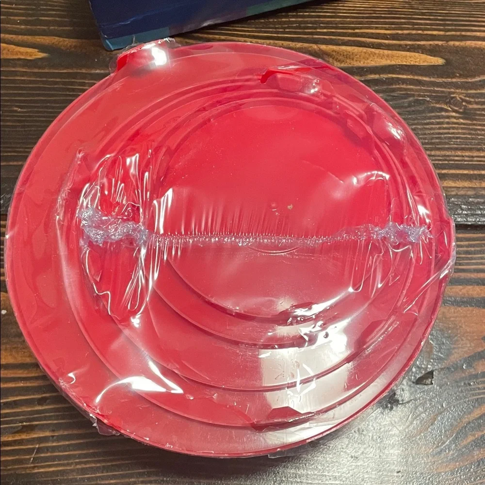 Stackable 5 PCS Glass Bowl Set with Red Lids Never Opened Boxed